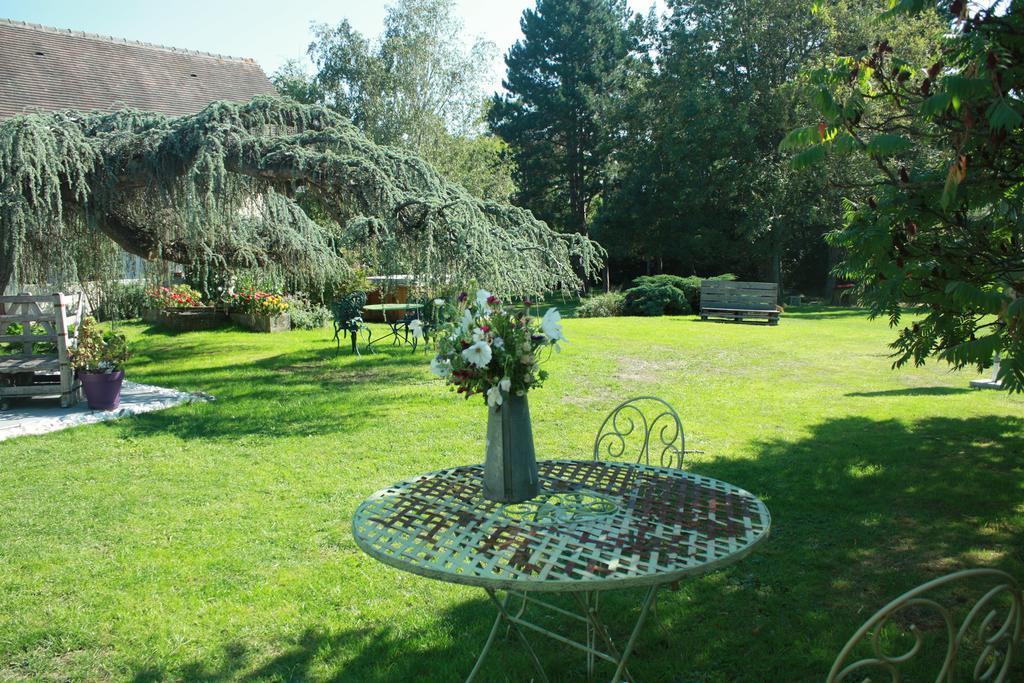 Maison Prairie Bonheur Bed & Breakfast Magny-les-Hameaux Exterior foto