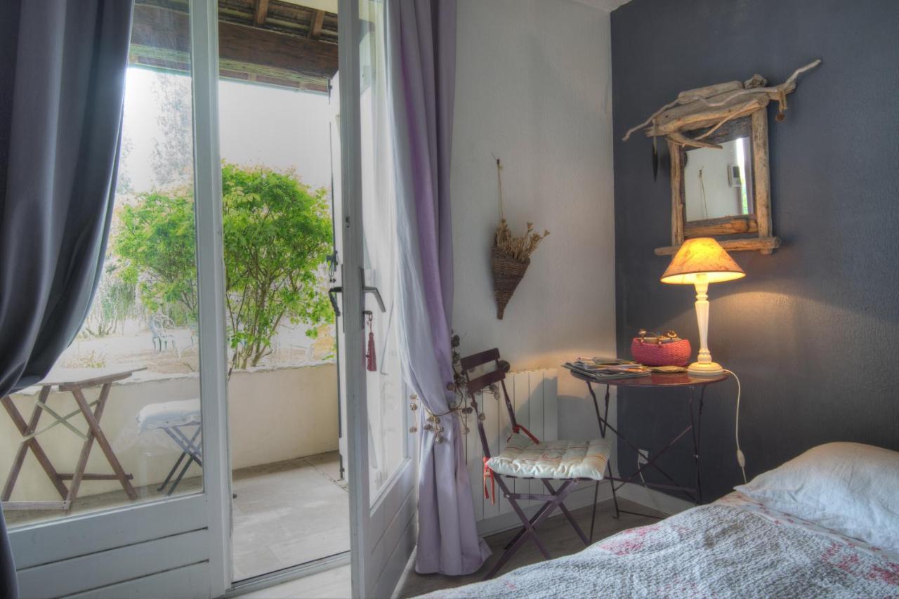 Maison Prairie Bonheur Bed & Breakfast Magny-les-Hameaux Exterior foto